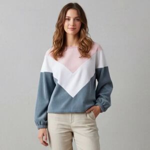 🔥 Take 50% OFF- IVORY Women’s Long-Sleeved Top, Size-S